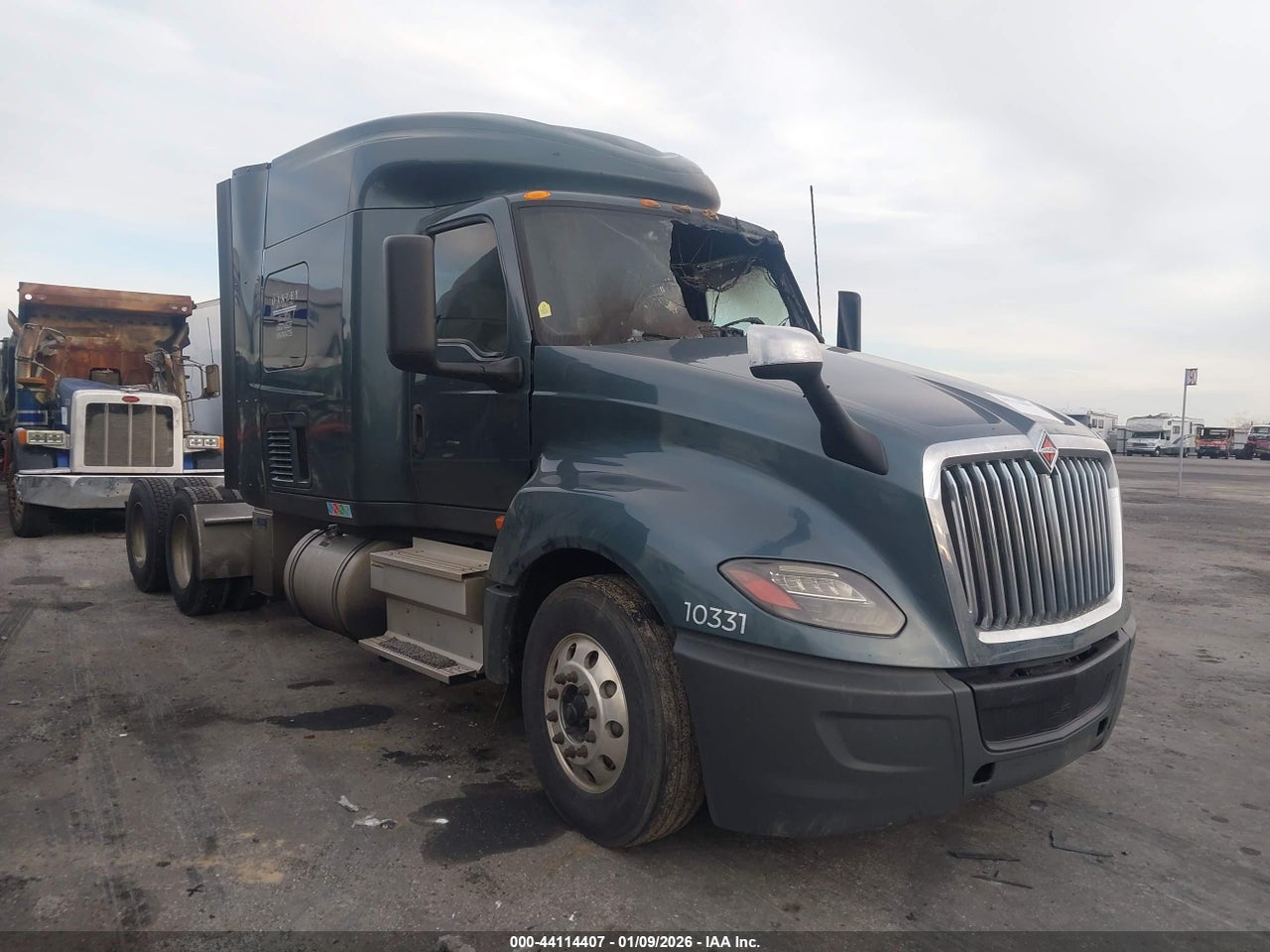 3HSDZTZR4PN****** · 2023 INTERNATIONAL LT
