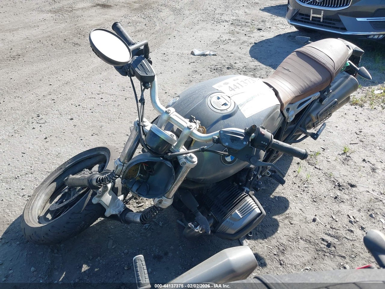 2020 BMW R NINE T SCRAMBLER · 2/11