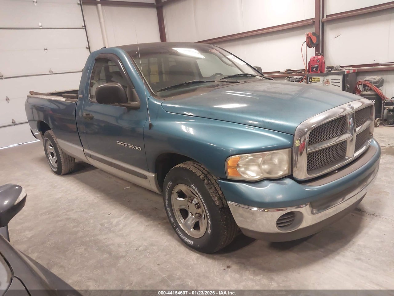 1D7HA16N12J****** · 2002 DODGE RAM 1500 ST