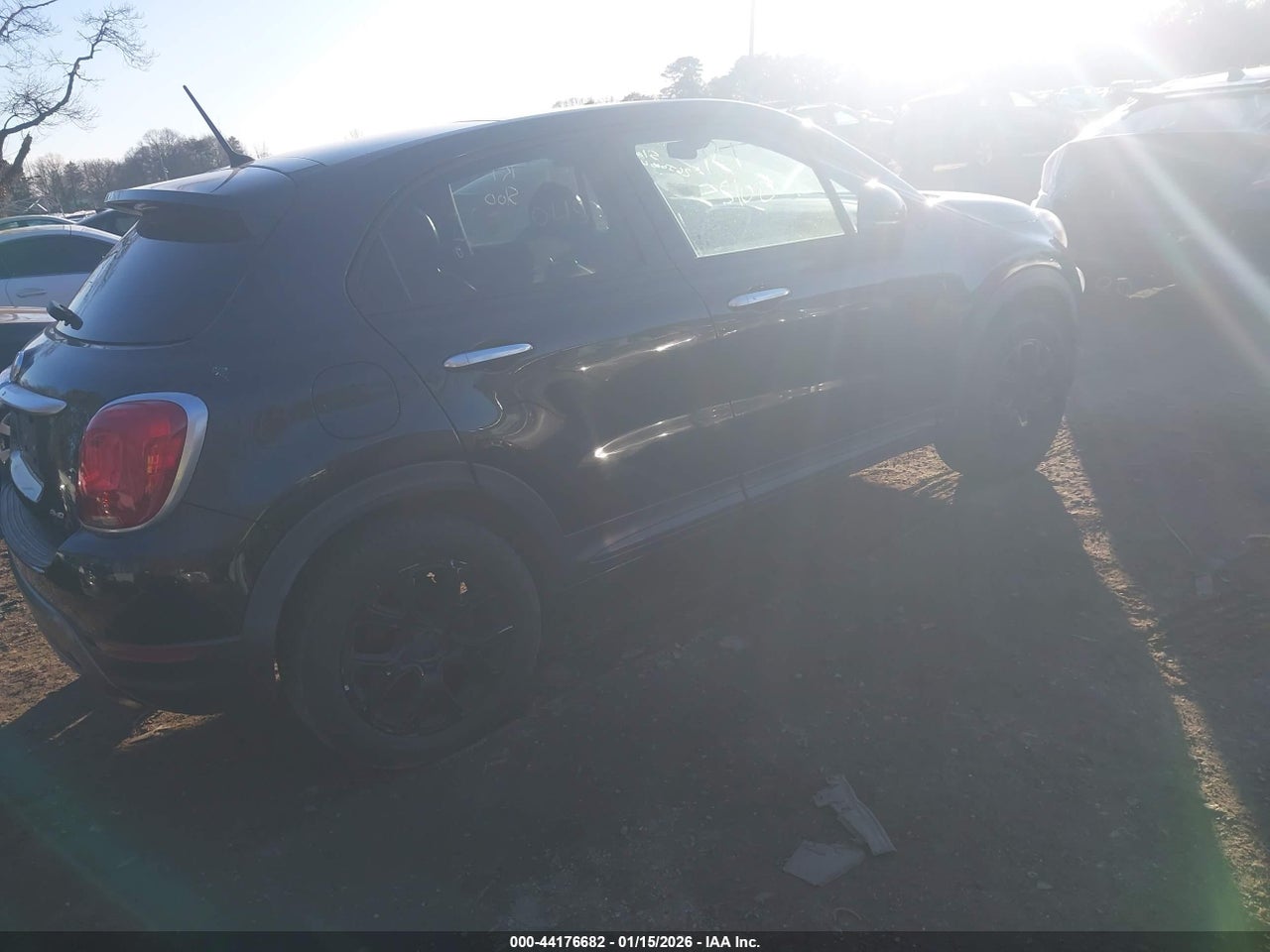 2016 FIAT 500X TREKKING · 4/10