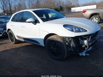 2018 PORSCHE MACAN S