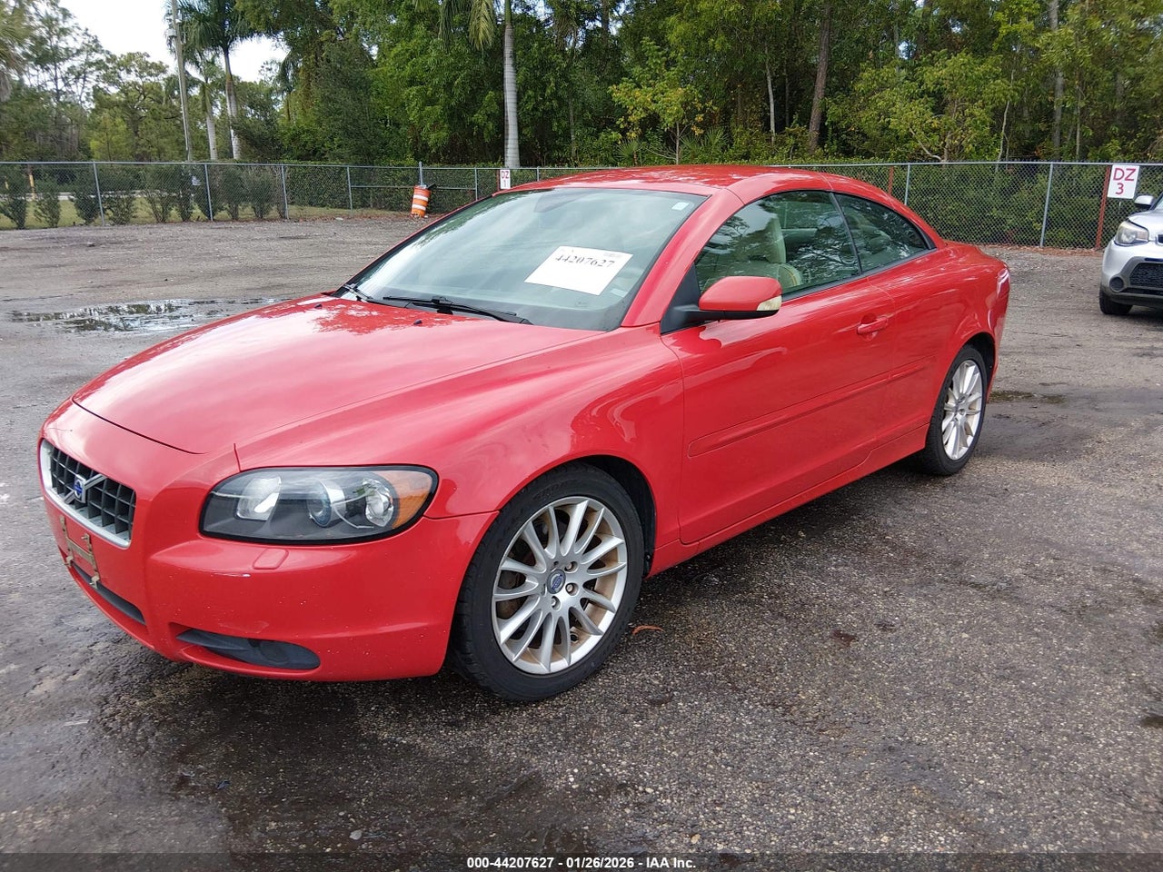2007 VOLVO C70 T5 · 2/11