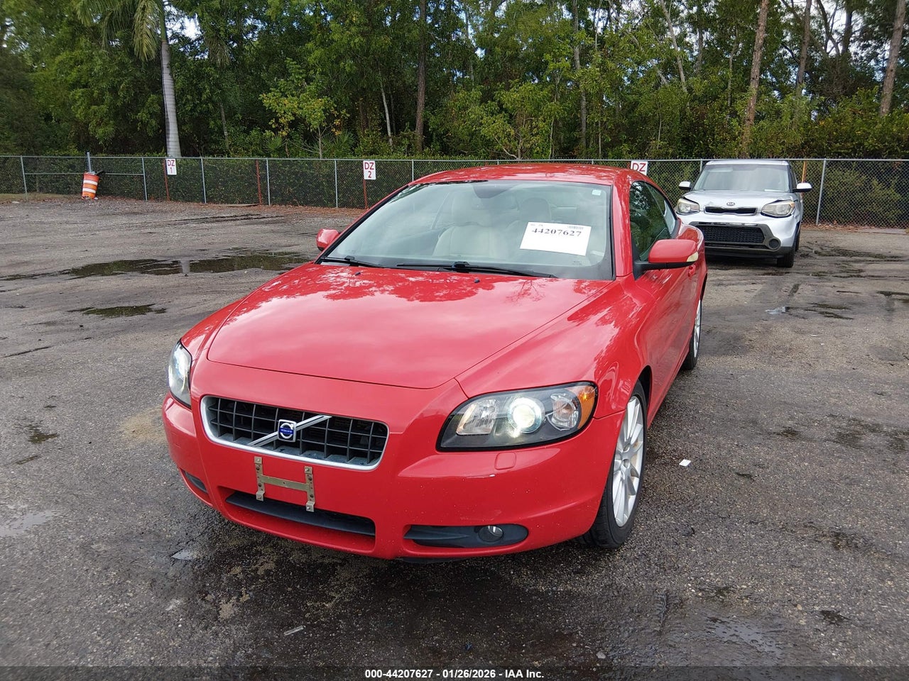 2007 VOLVO C70 T5 · 6/11