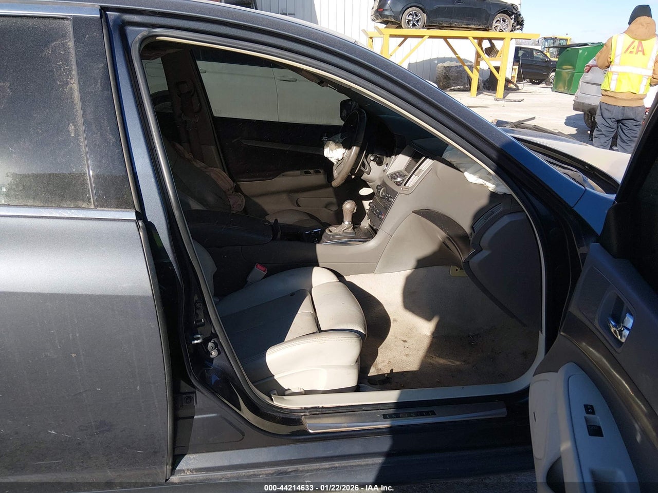 2012 INFINITI G37X · 5/10