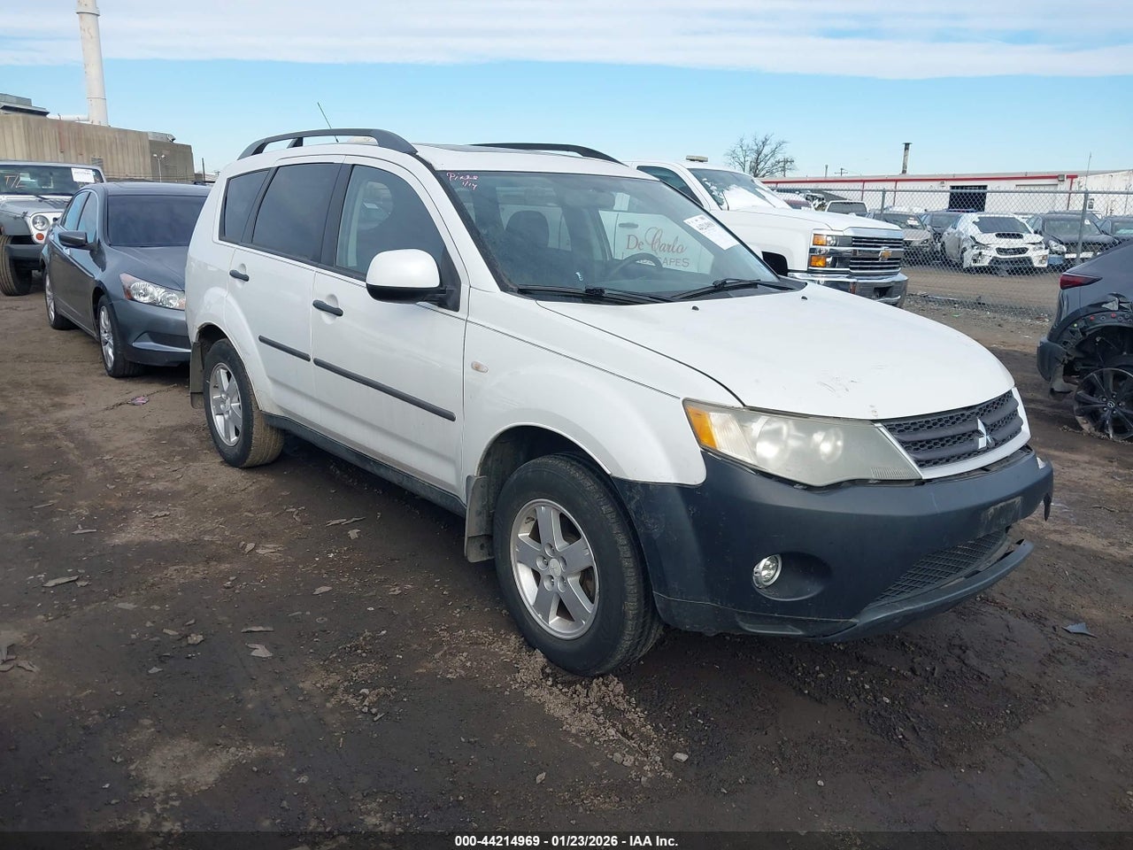 JA4MT31X97Z****** · 2007 MITSUBISHI OUTLANDER LS
