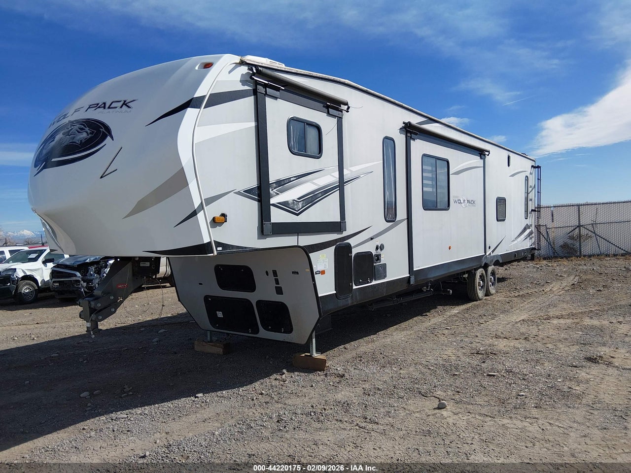 5zt3ct2b4m1****** · 2021 FOREST RIVER OTHER · 2/11