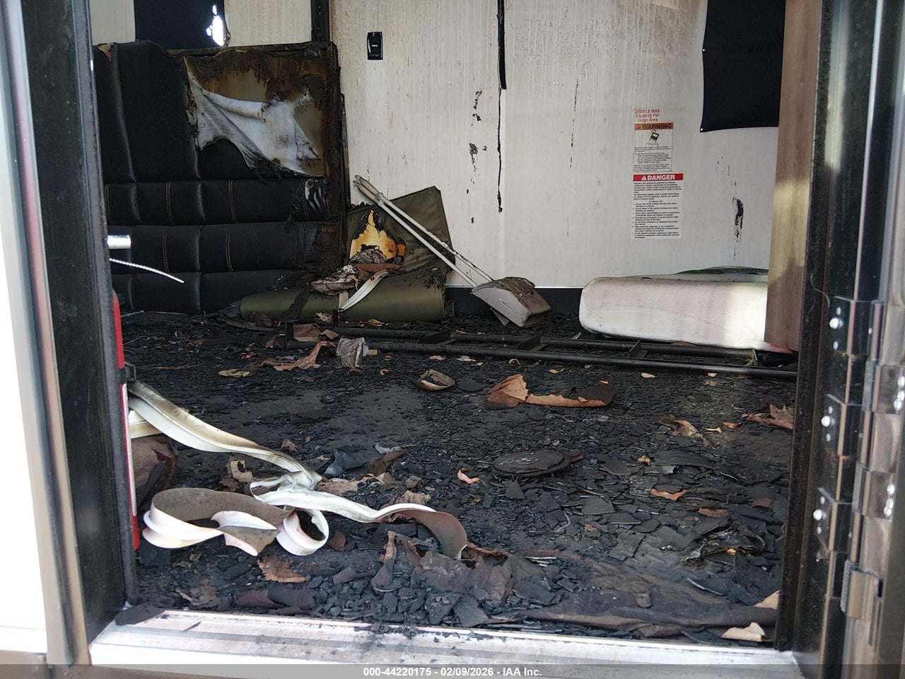5zt3ct2b4m1****** · 2021 FOREST RIVER OTHER · 6/11