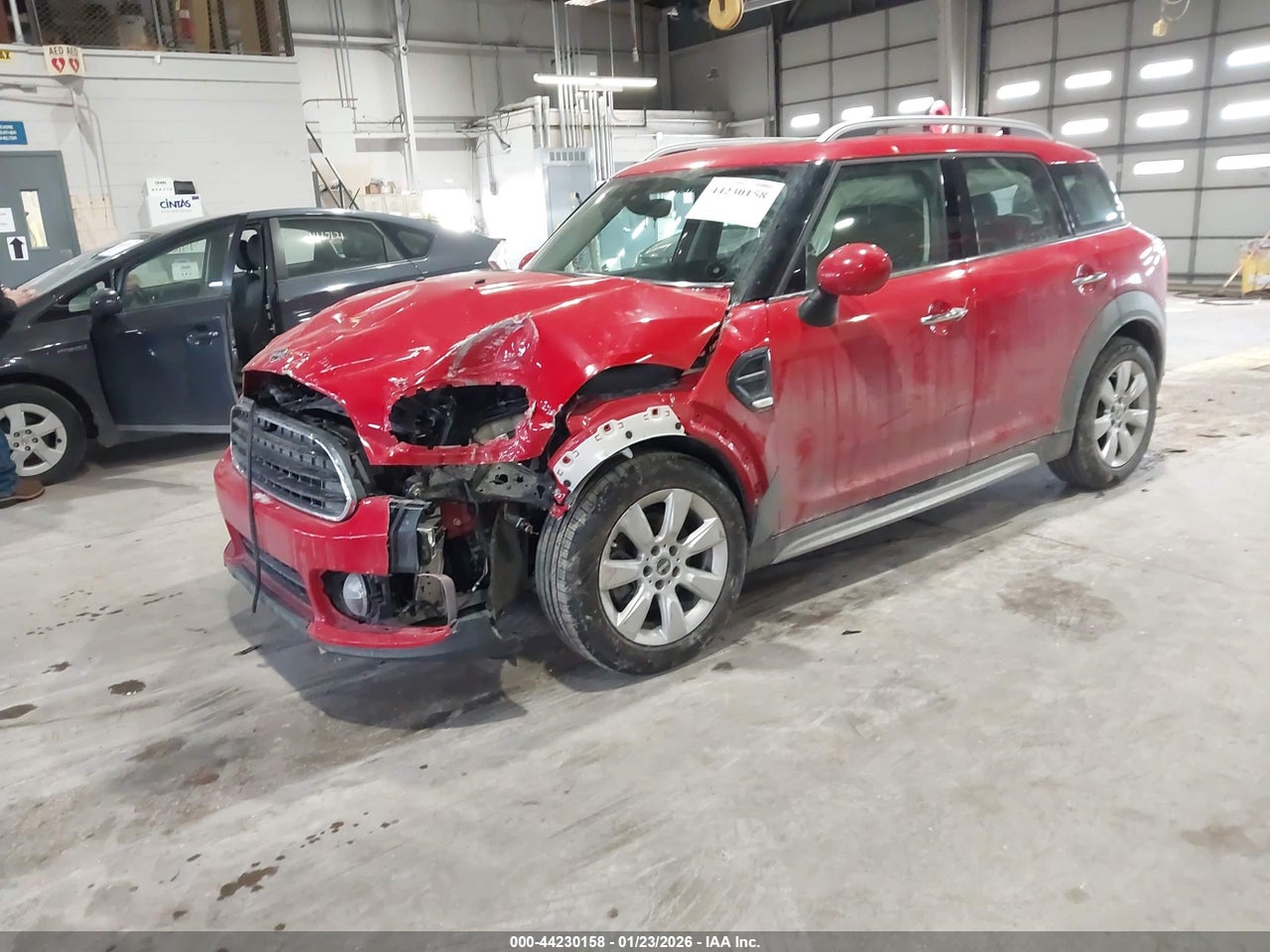 2019 MINI COUNTRYMAN COOPER · 2/11
