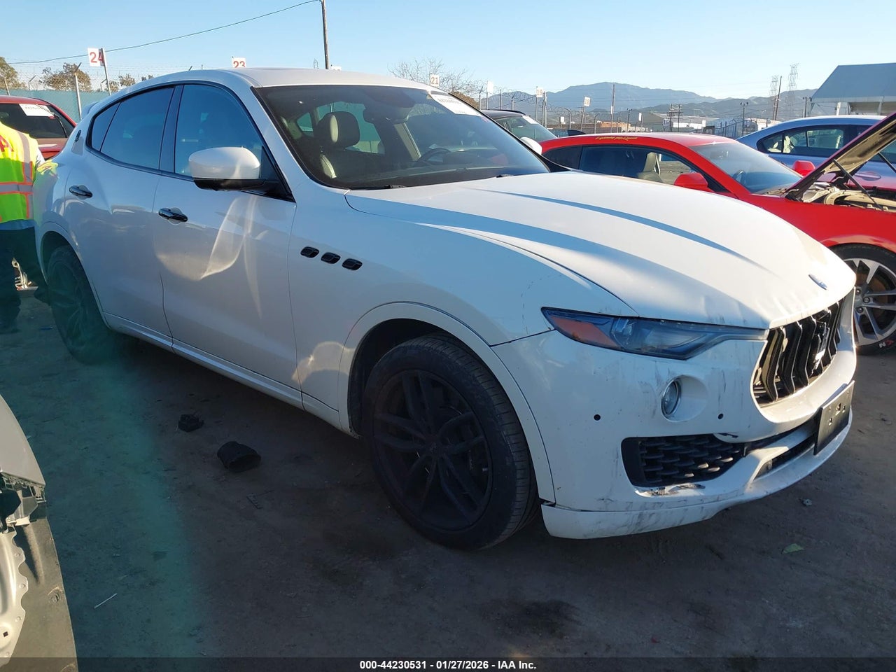 ZN661YUA4LX****** · 2020 MASERATI LEVANTE S
