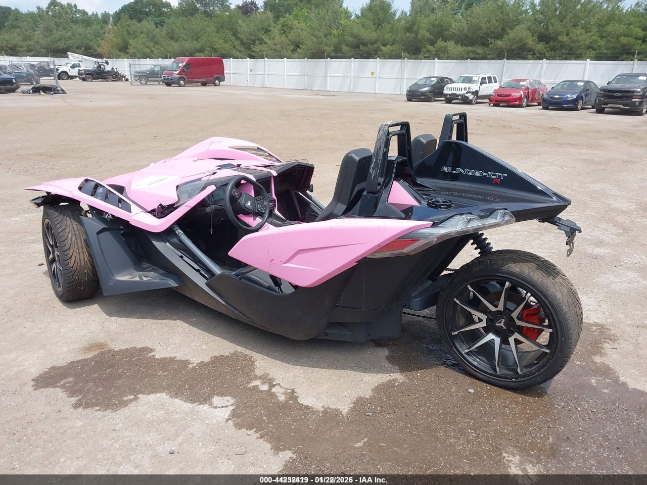 57XAARHB1P8****** · 2023 POLARIS SLINGSHOT R · 3/10