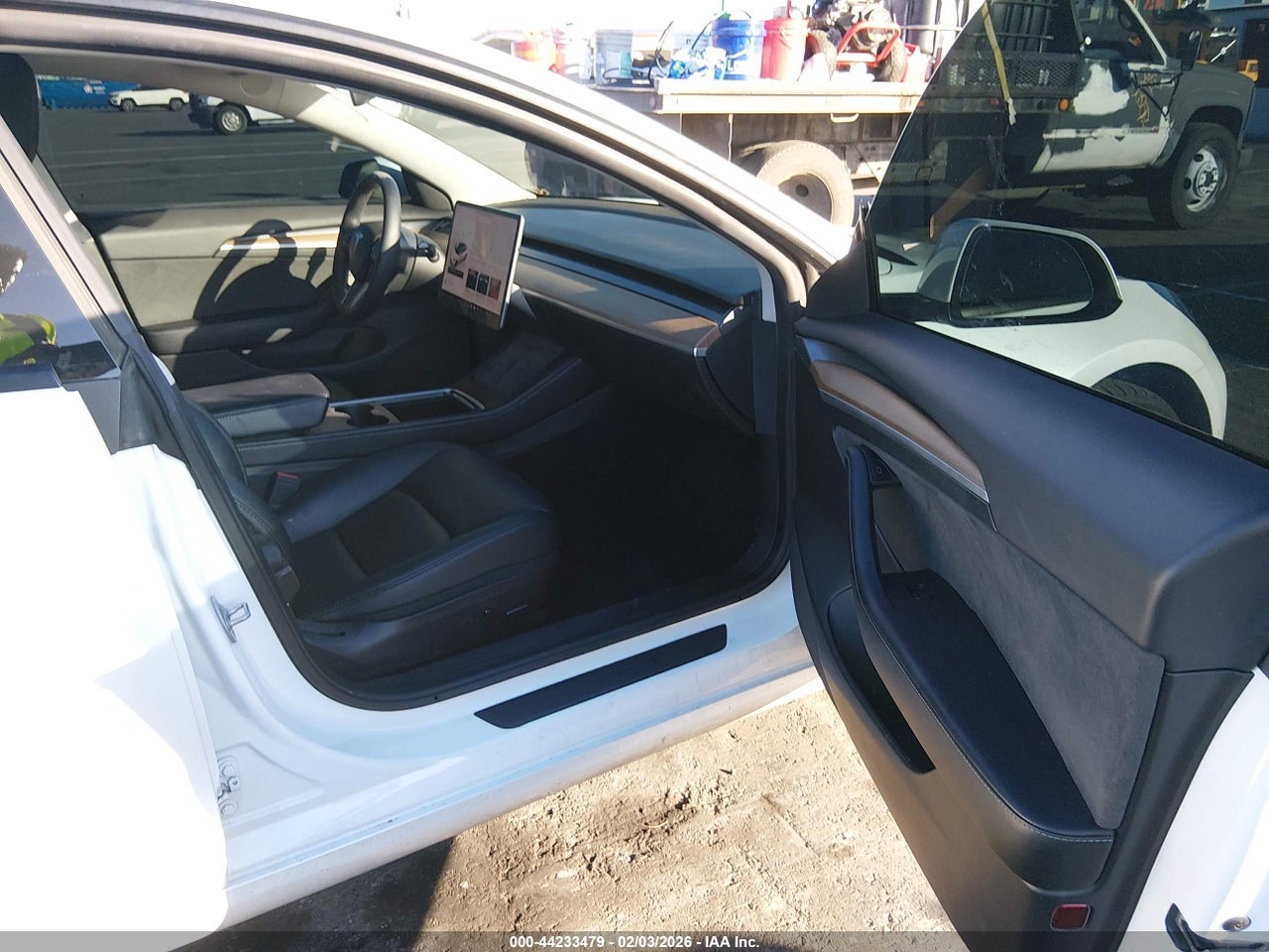 2022 TESLA MODEL 3 REAR-WHEEL DRIVE · 5/11