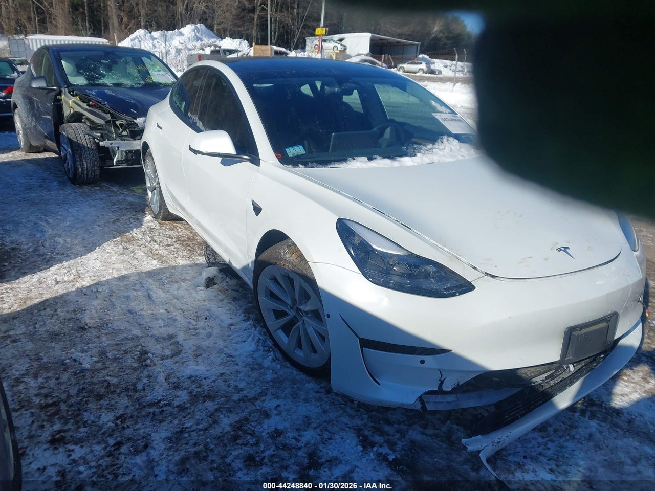 5YJ3E1EB0NF****** · 2022 TESLA MODEL 3 LONG RANGE DUAL MOTOR ALL-WHEEL DRIVE
