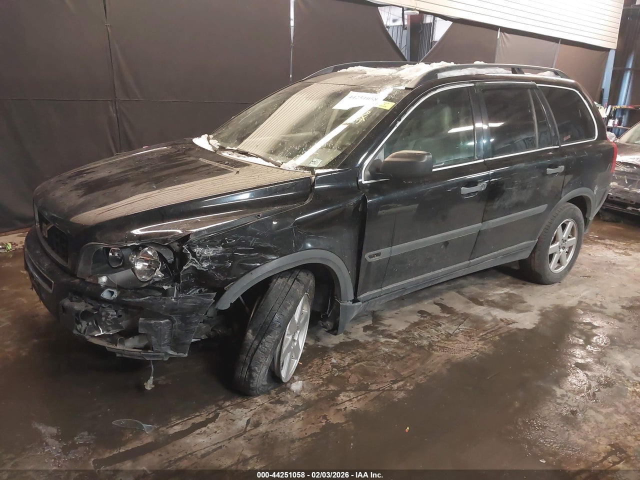 2005 VOLVO XC90 2.5T AWD · 2/11