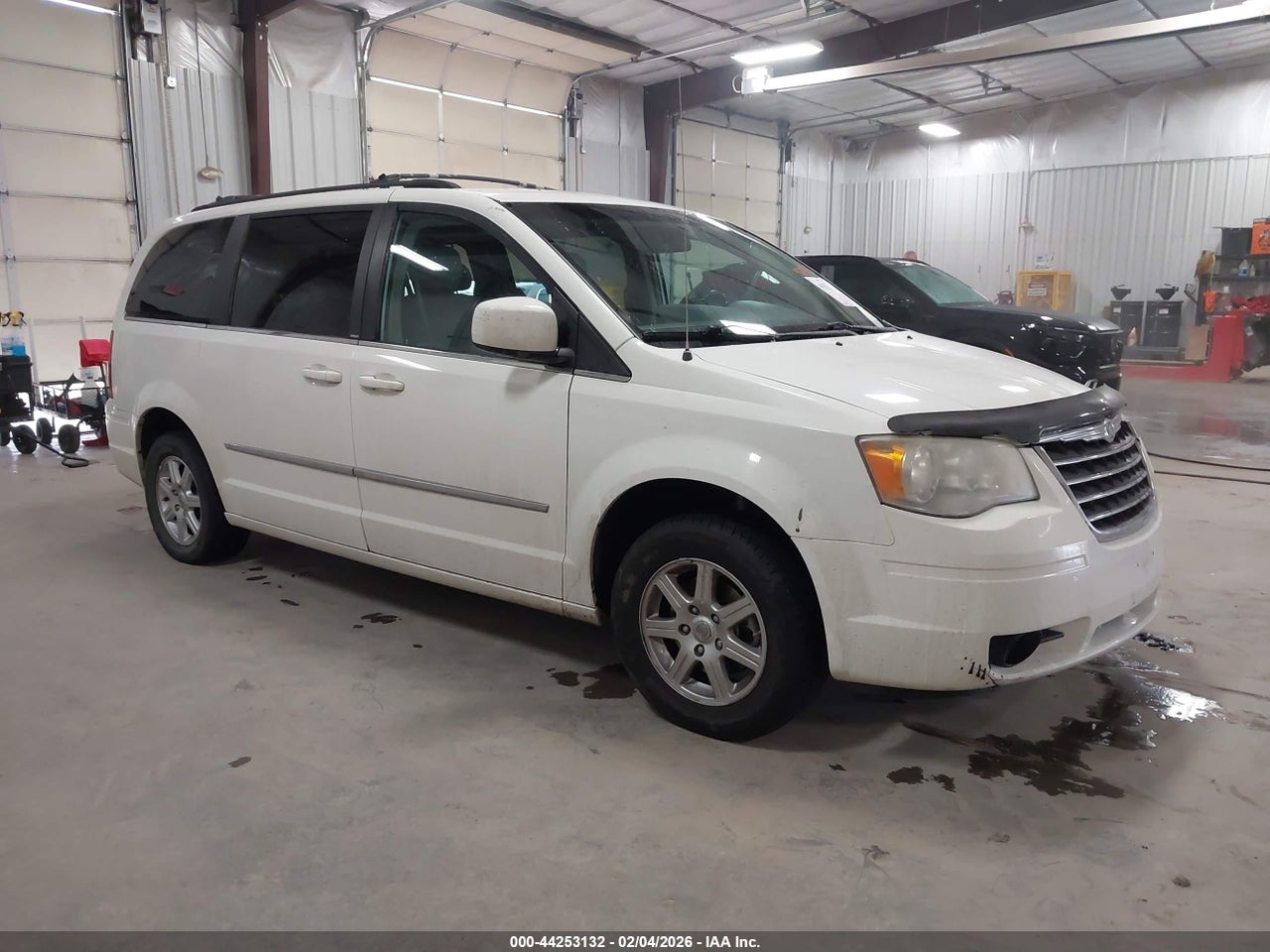 2A4RR5DX6AR****** · 2010 CHRYSLER TOWN &amp; COUNTRY TOURING
