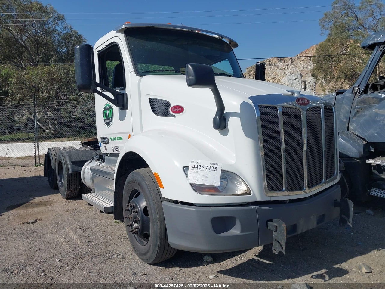 1XPBDP9X3JD****** · 2018 PETERBILT 579