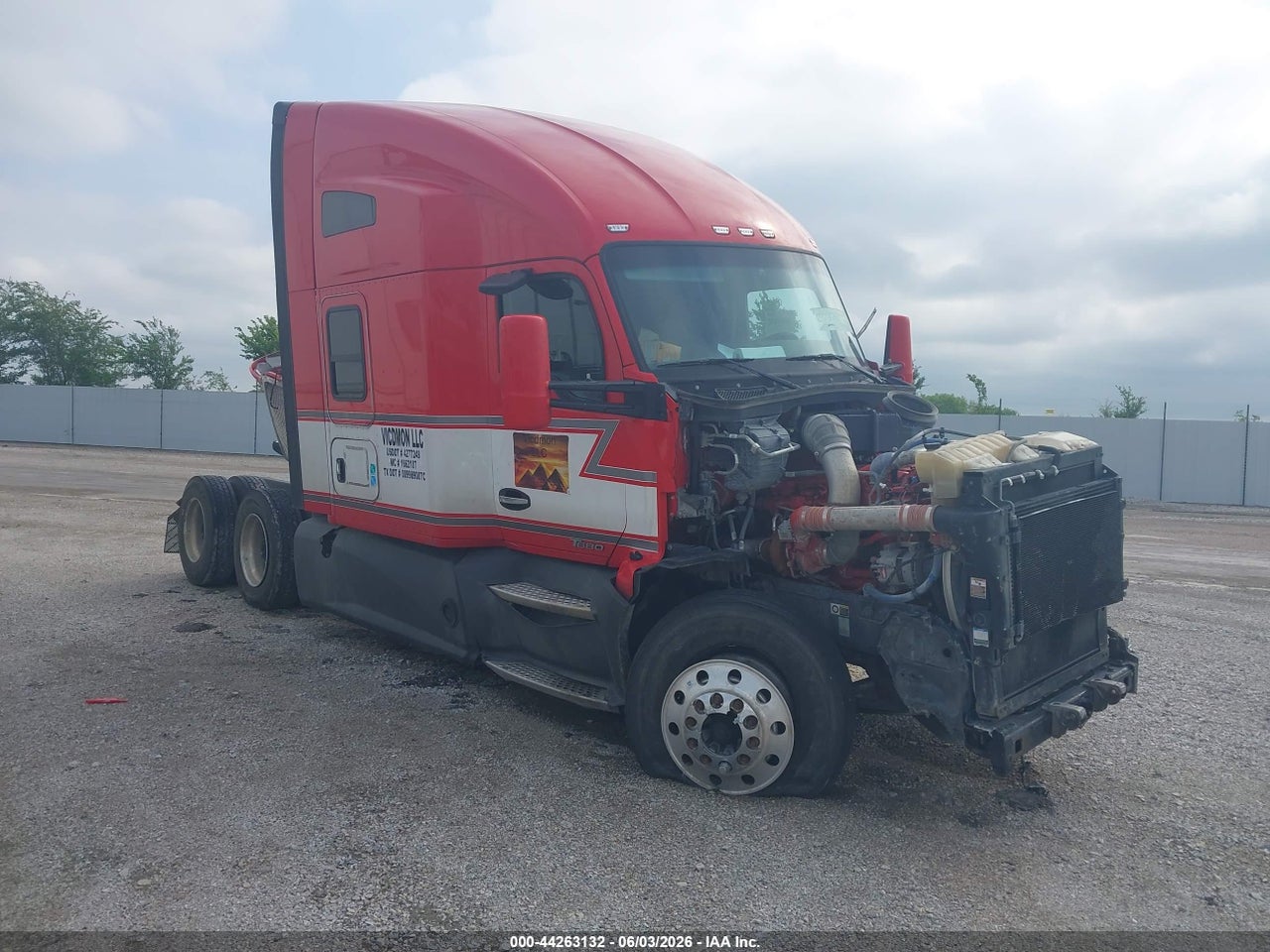1XKYD49X0MJ****** · 2021 KENWORTH T680