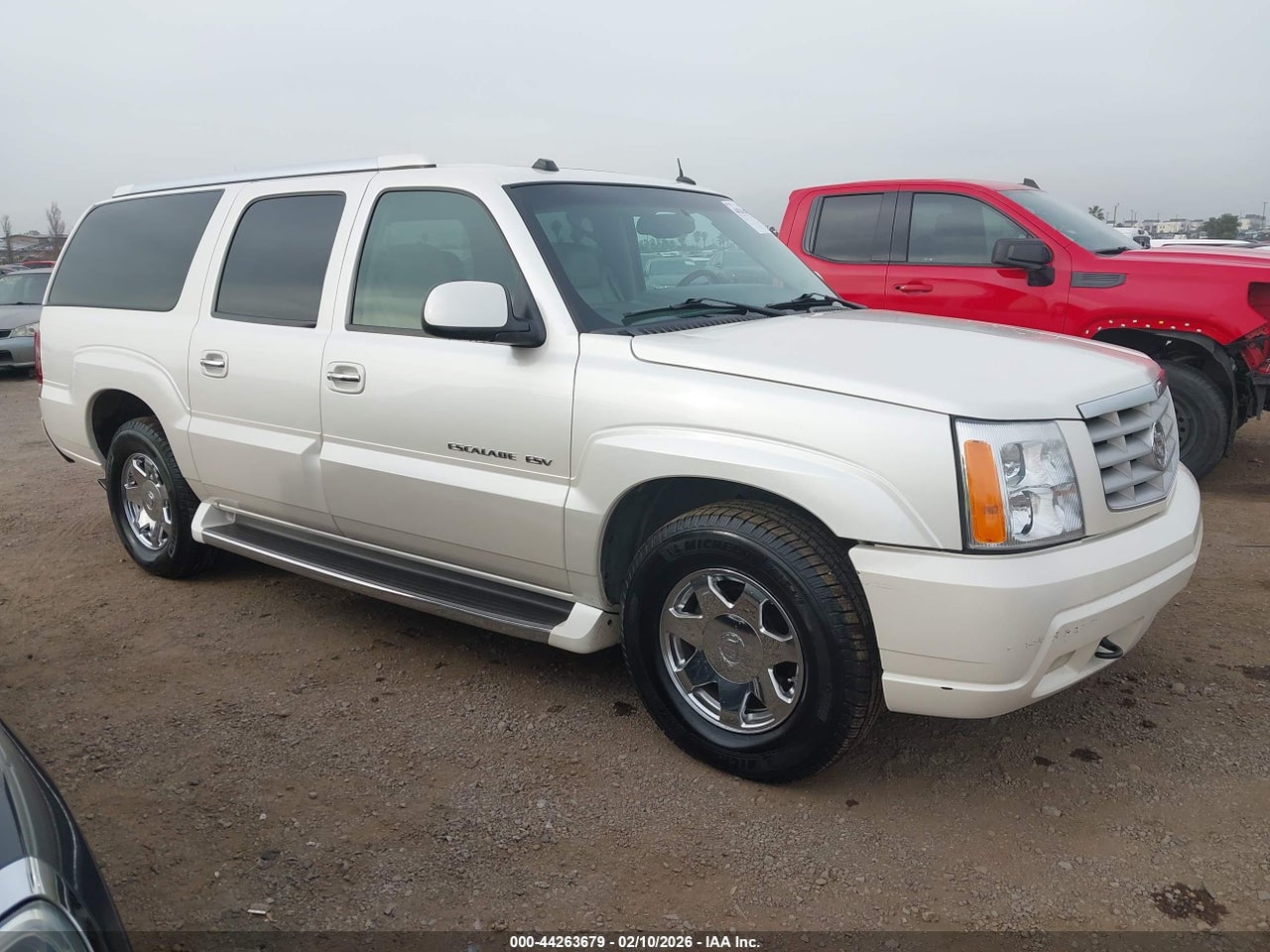 3GYFK66N54G****** · 2004 CADILLAC ESCALADE ESV STANDARD
