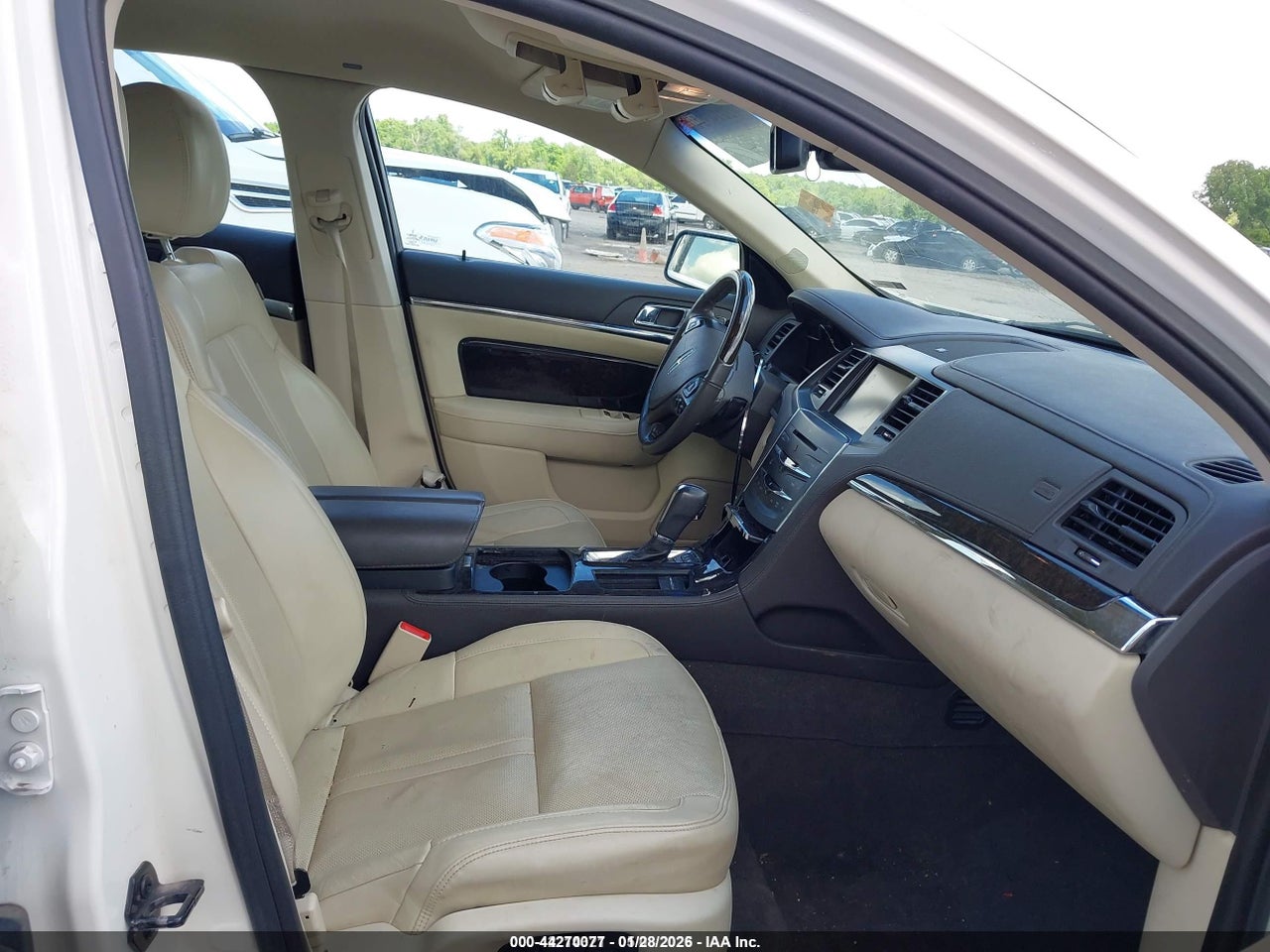 2013 LINCOLN MKS · 5/11
