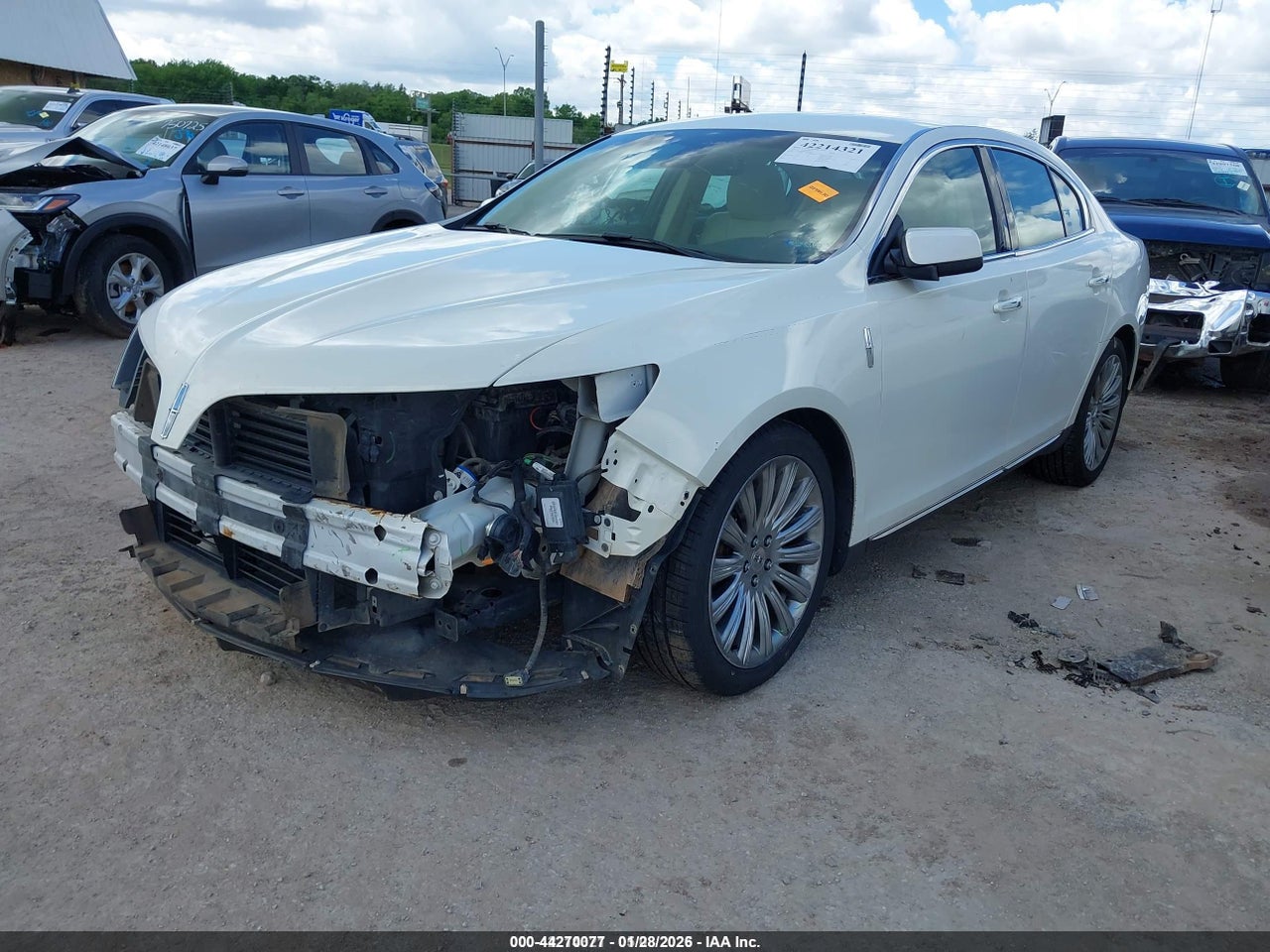2013 LINCOLN MKS · 2/11