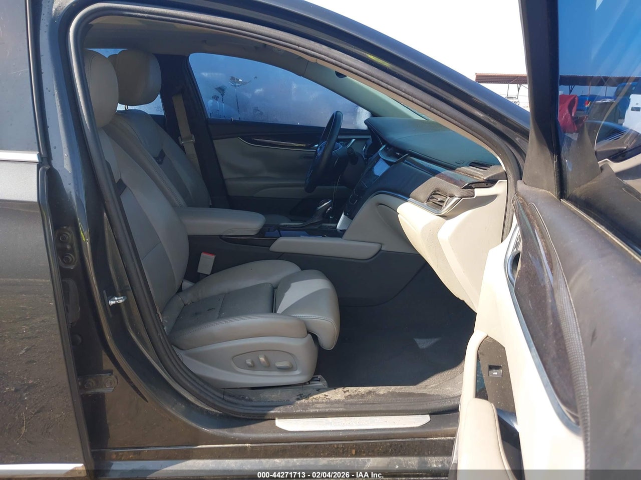 2013 CADILLAC XTS LUXURY · 5/11