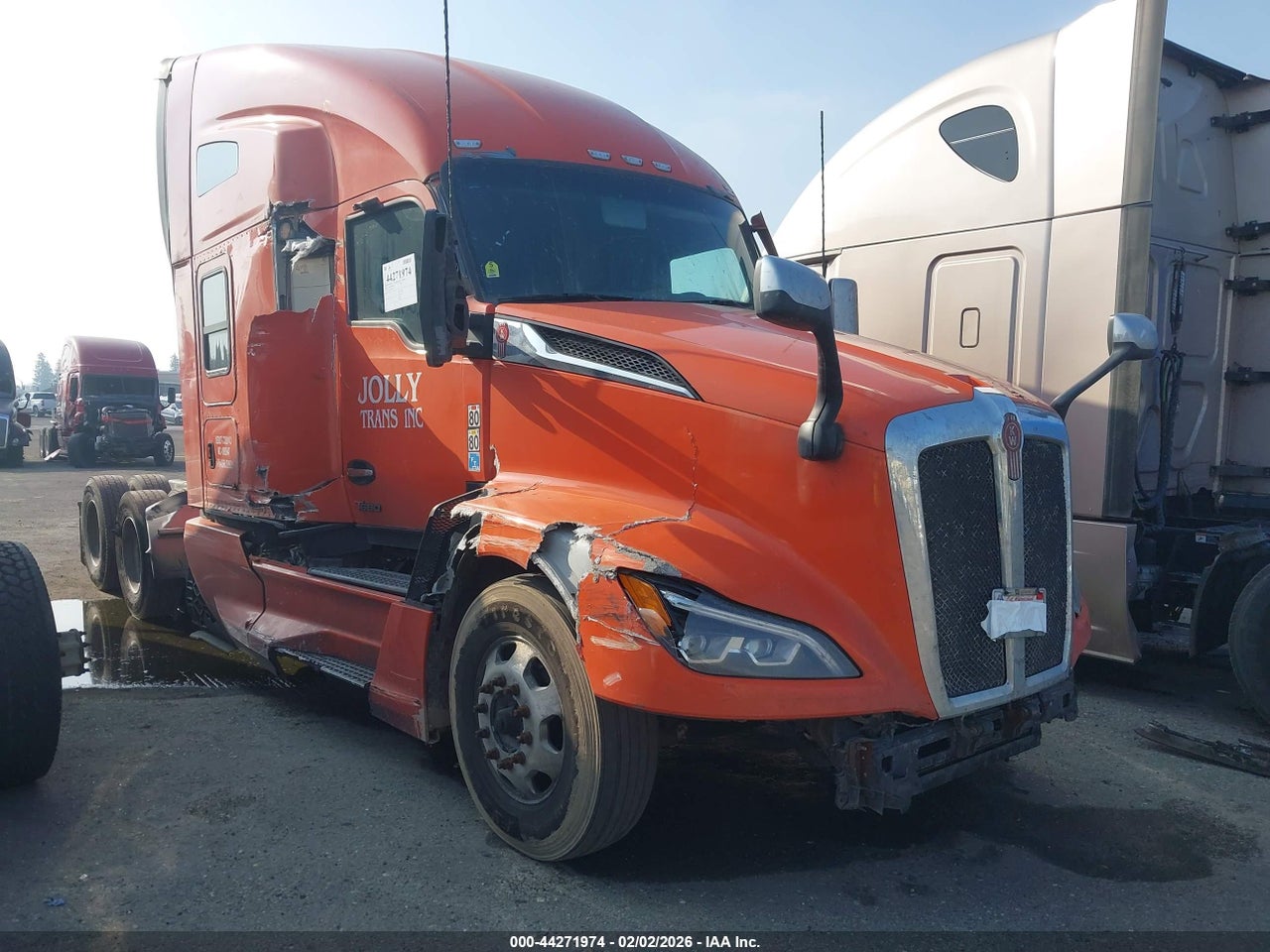 1XKYD49X6RJ****** · 2024 KENWORTH T680