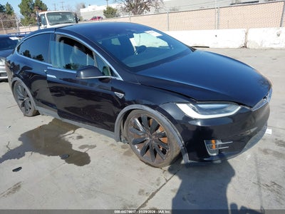 5YJXCBE21GF****** · 2016 TESLA MODEL X 60D/70D/75D/90D/P100D