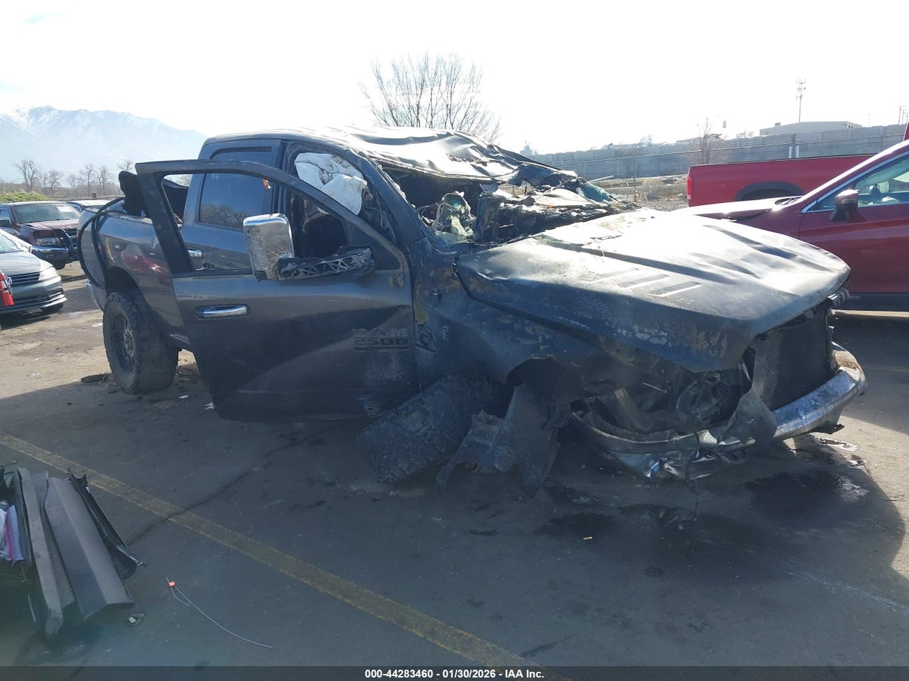 3C6UR5DLXHG****** · 2017 RAM 2500 SLT  4X4 6'4 BOX