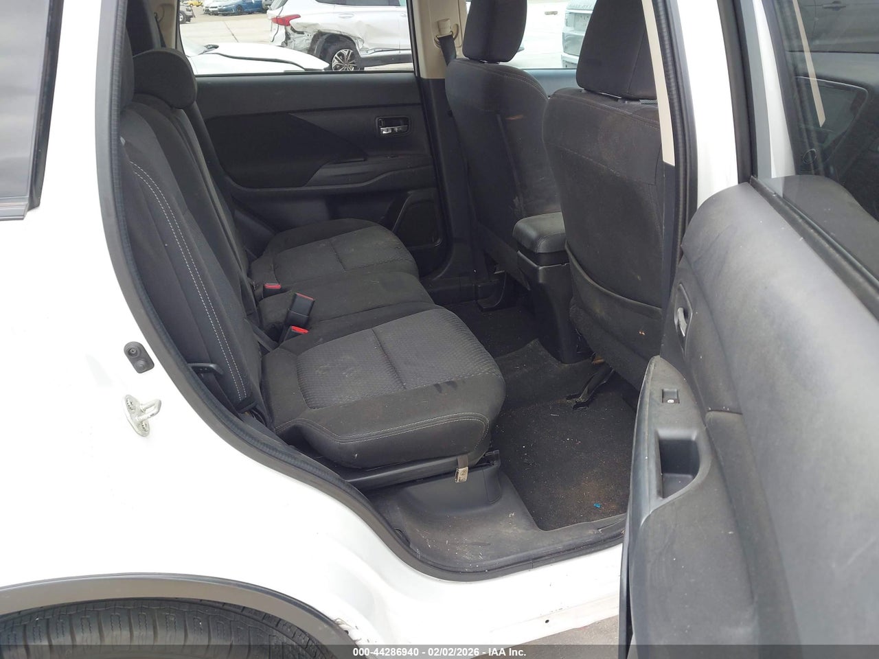 JA4AD3A30HZ****** · 2017 MITSUBISHI OUTLANDER SE · 8/11