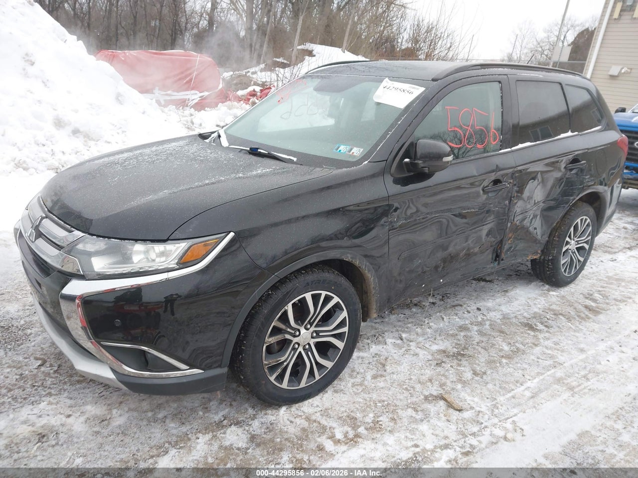 2016 MITSUBISHI OUTLANDER SEL · 2/11