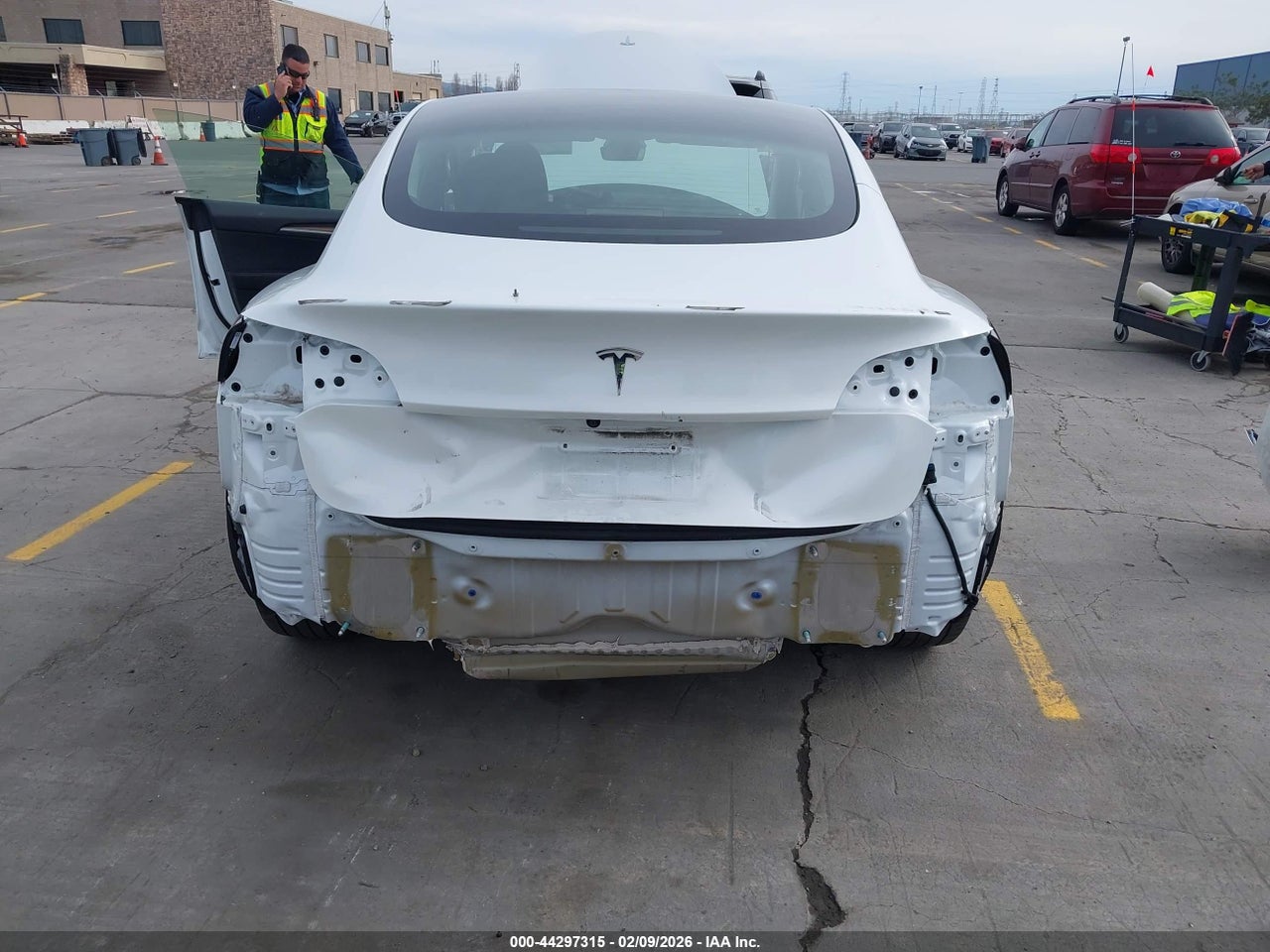 2023 TESLA MODEL 3 REAR-WHEEL DRIVE · 6/11