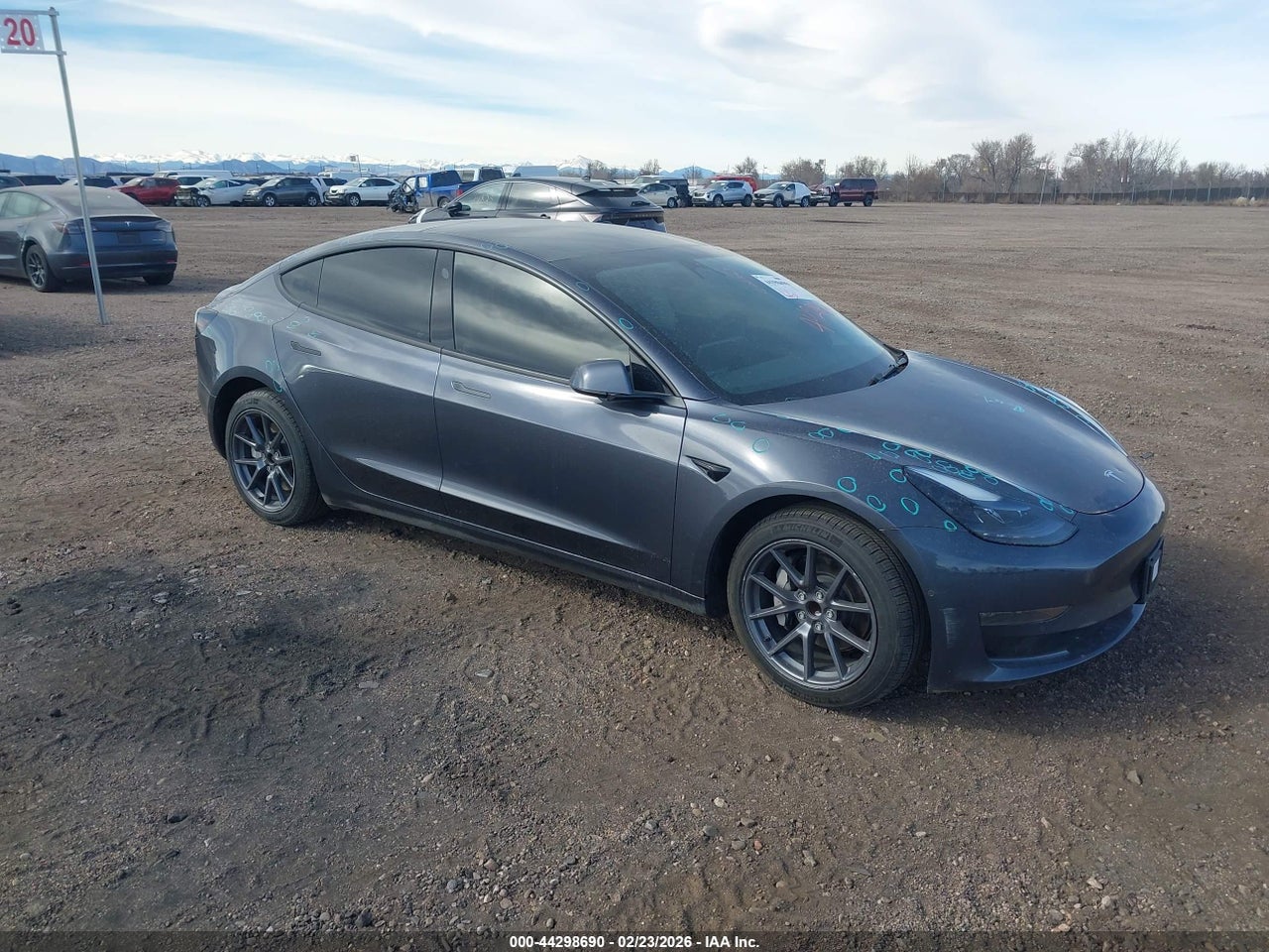 5YJ3E1EA8NF****** · 2022 TESLA MODEL 3 REAR-WHEEL DRIVE