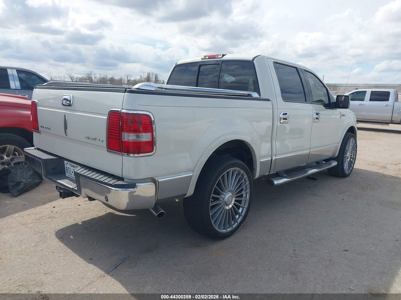 2006 LINCOLN MARK LT · 4/11