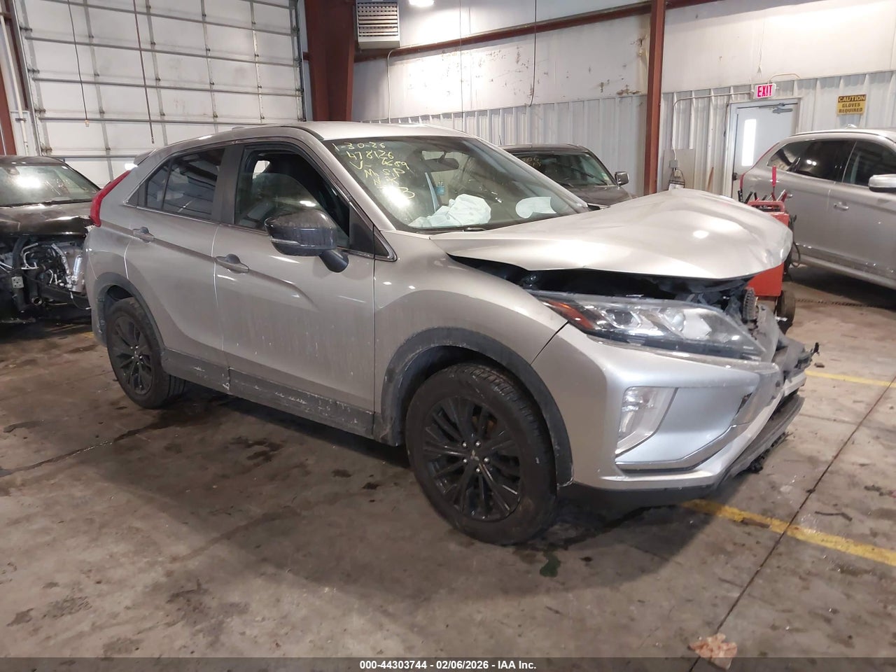 JA4AT4AA4KZ****** · 2019 MITSUBISHI ECLIPSE CROSS LE