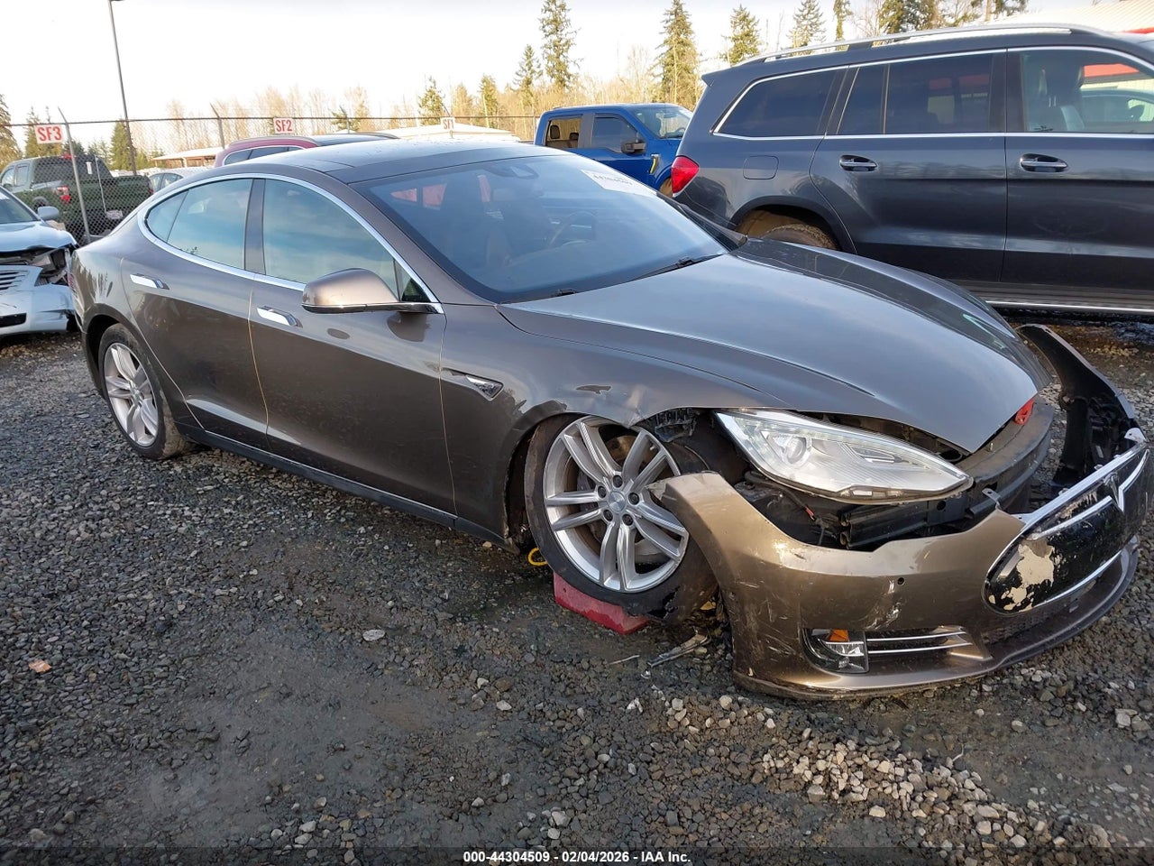 5YJSA1E25FF****** · 2015 TESLA MODEL S 70D/85D/P85D