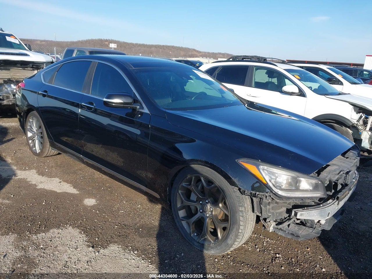 KMHGN4JF3FU****** · 2015 HYUNDAI GENESIS 5.0