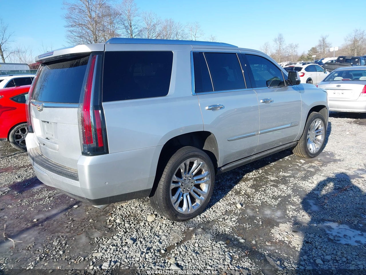 2019 CADILLAC ESCALADE PREMIUM LUXURY · 4/10