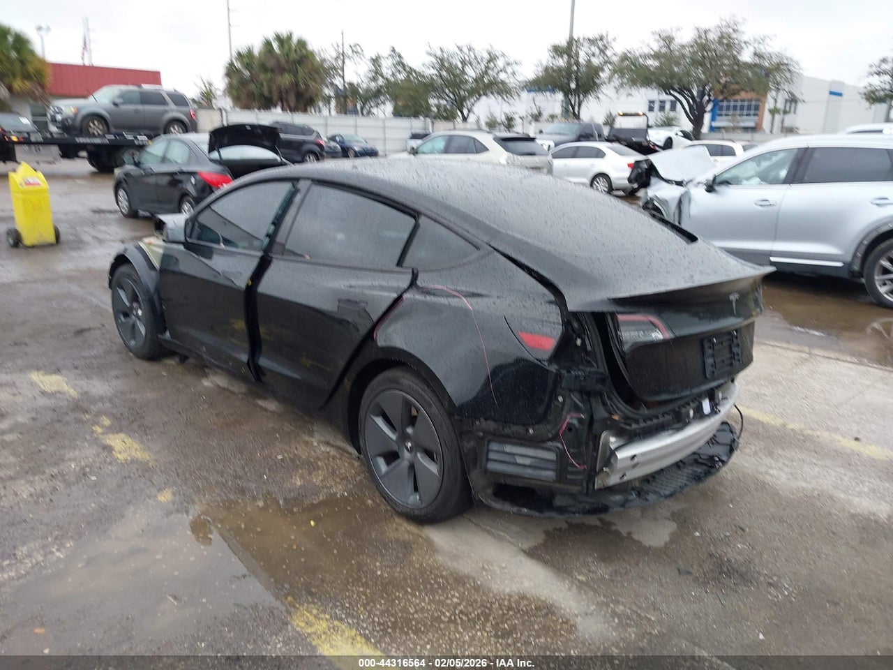 2021 TESLA MODEL 3 STANDARD RANGE PLUS REAR-WHEEL DRIVE · 3/10