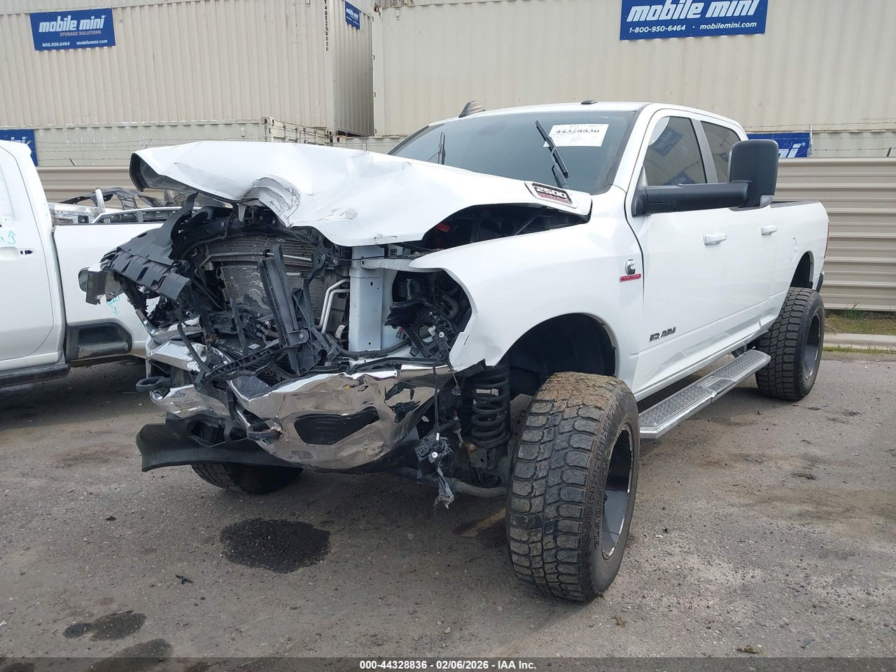 2022 RAM 2500 BIG HORN  4X4 6'4 BOX · 2/11