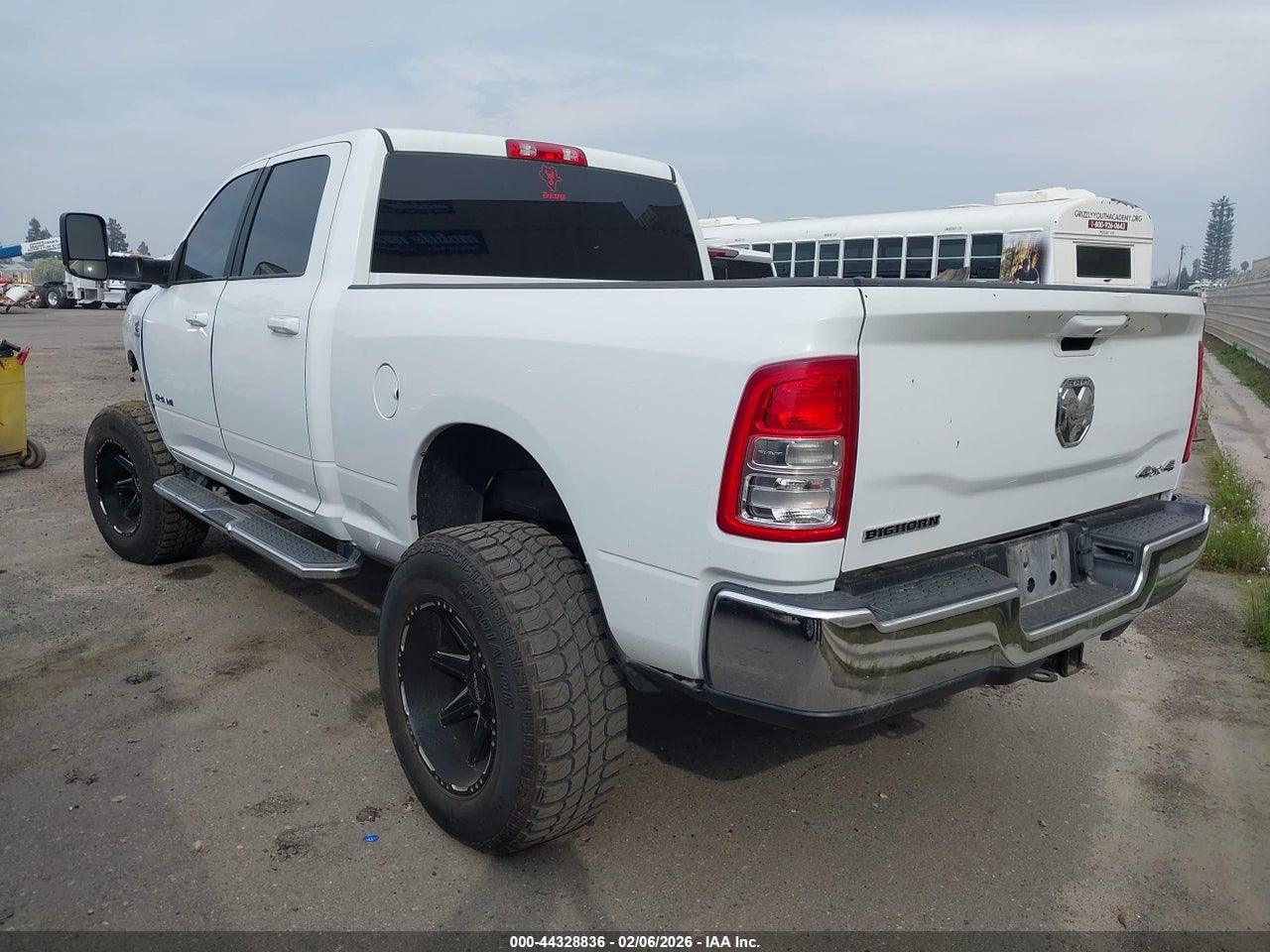 2022 RAM 2500 BIG HORN  4X4 6'4 BOX · 3/11