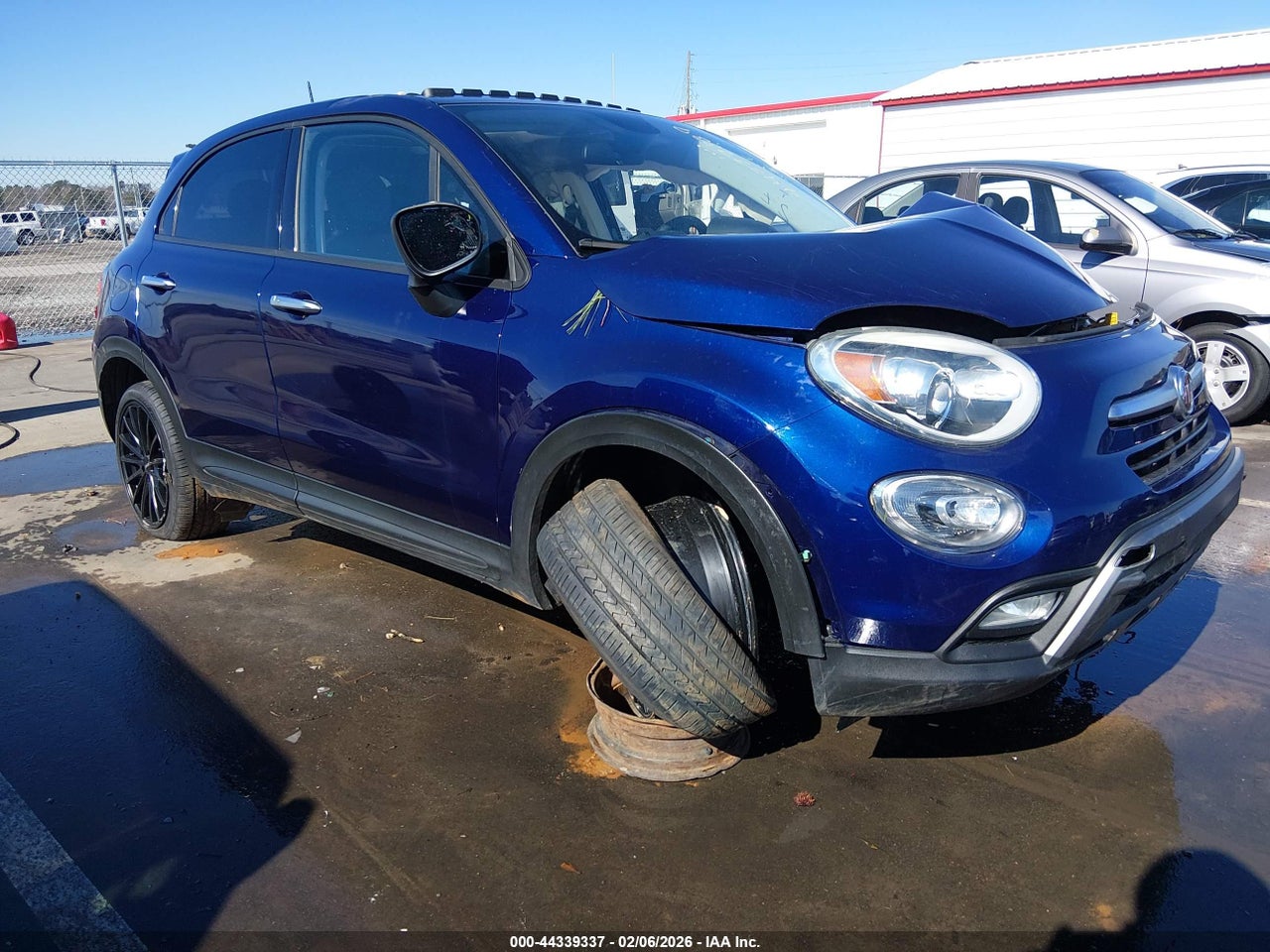 ZFBCFXCB8HP****** · 2017 FIAT 500X TREKKING FWD