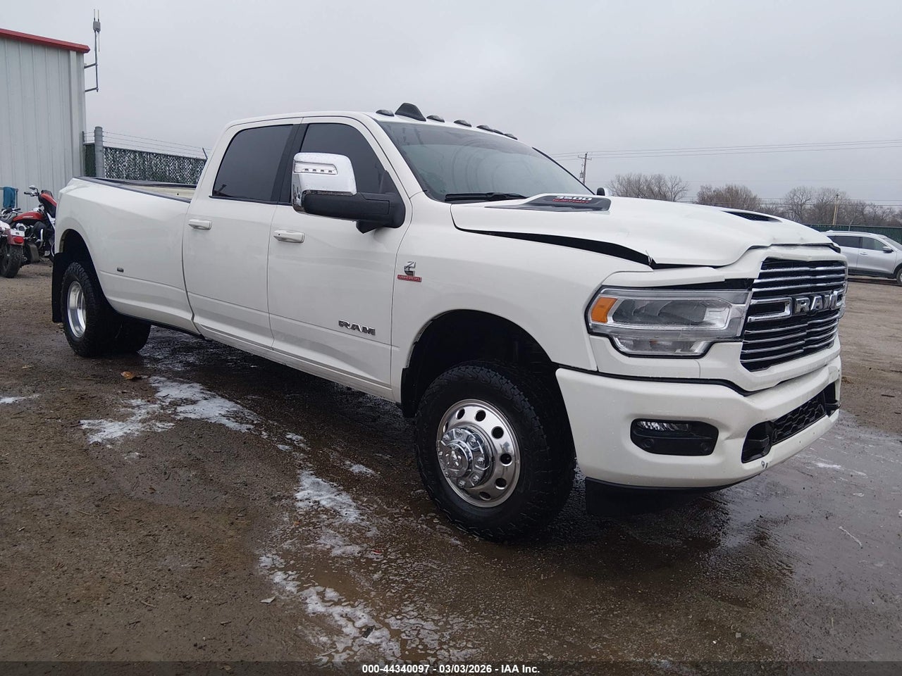 3C63RRJL5PG****** · 2023 RAM 3500 LARAMIE  4X4 8' BOX