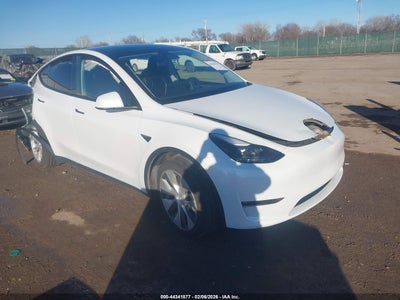7SAYGDEE7PF****** · 2023 TESLA MODEL Y AWD/LONG RANGE DUAL MOTOR ALL-WHEEL DRIVE