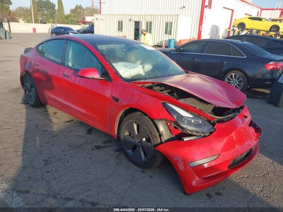 5YJ3E1EA2NF****** · 2022 TESLA MODEL 3 REAR-WHEEL DRIVE