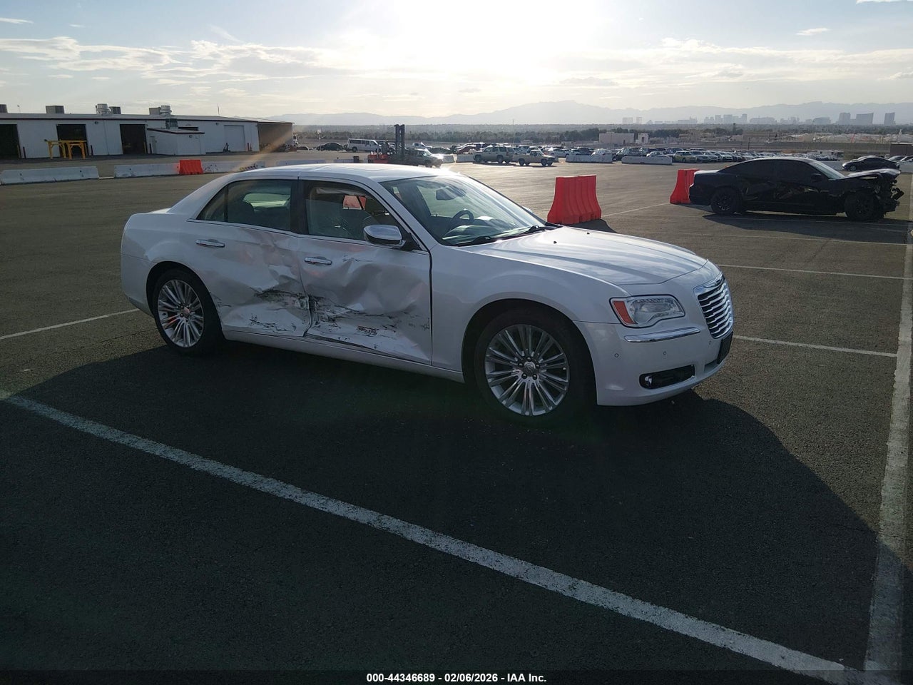 2C3CA6CT3BH****** · 2011 CHRYSLER 300C