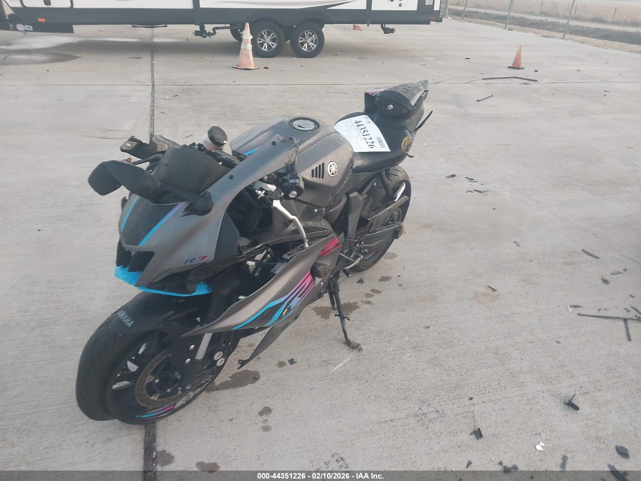 2024 YAMAHA YZFR7 · 2/10