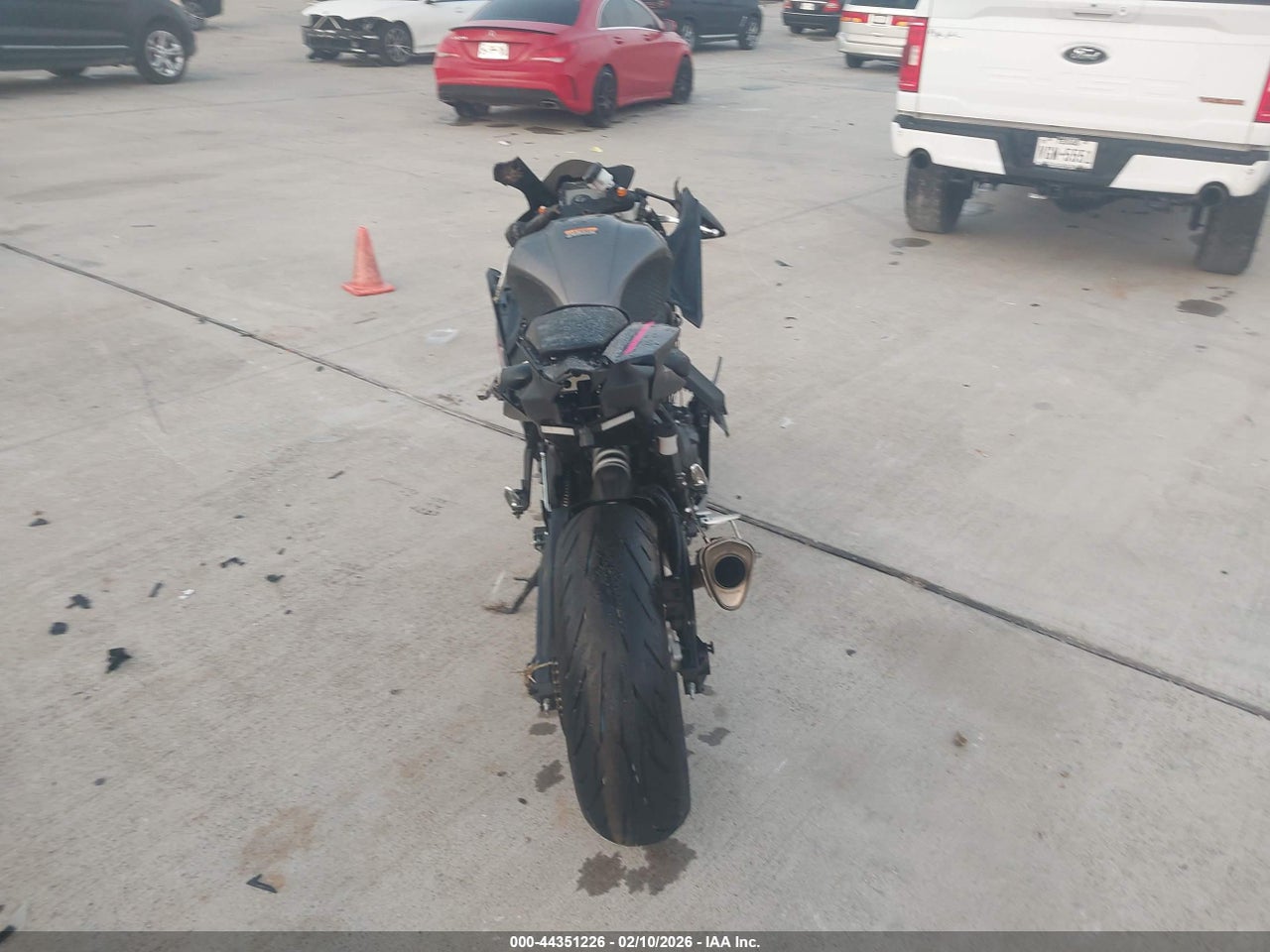 2024 YAMAHA YZFR7 · 6/10