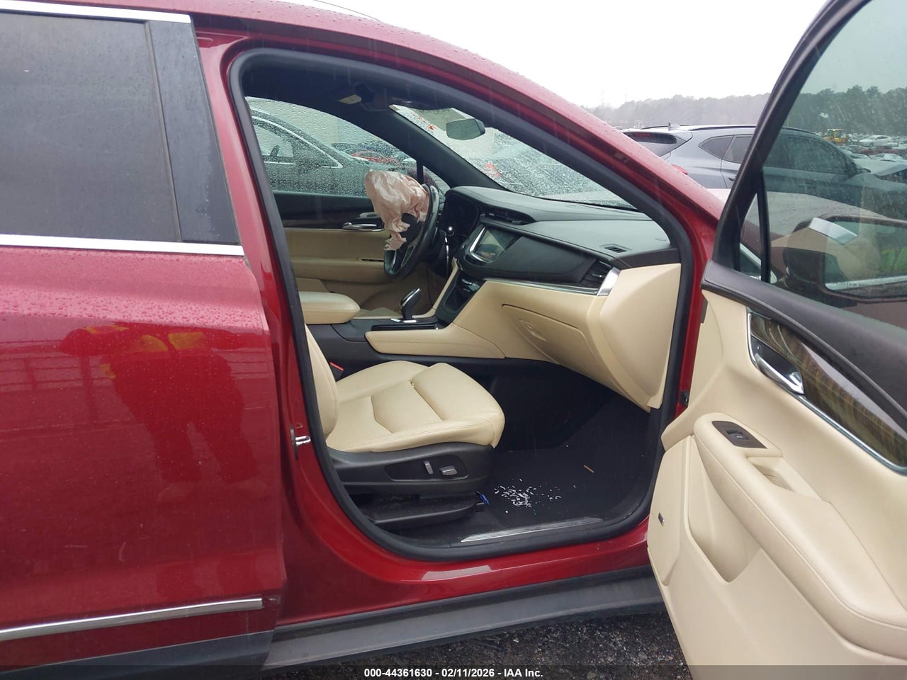 2017 CADILLAC XT5 STANDARD · 5/11