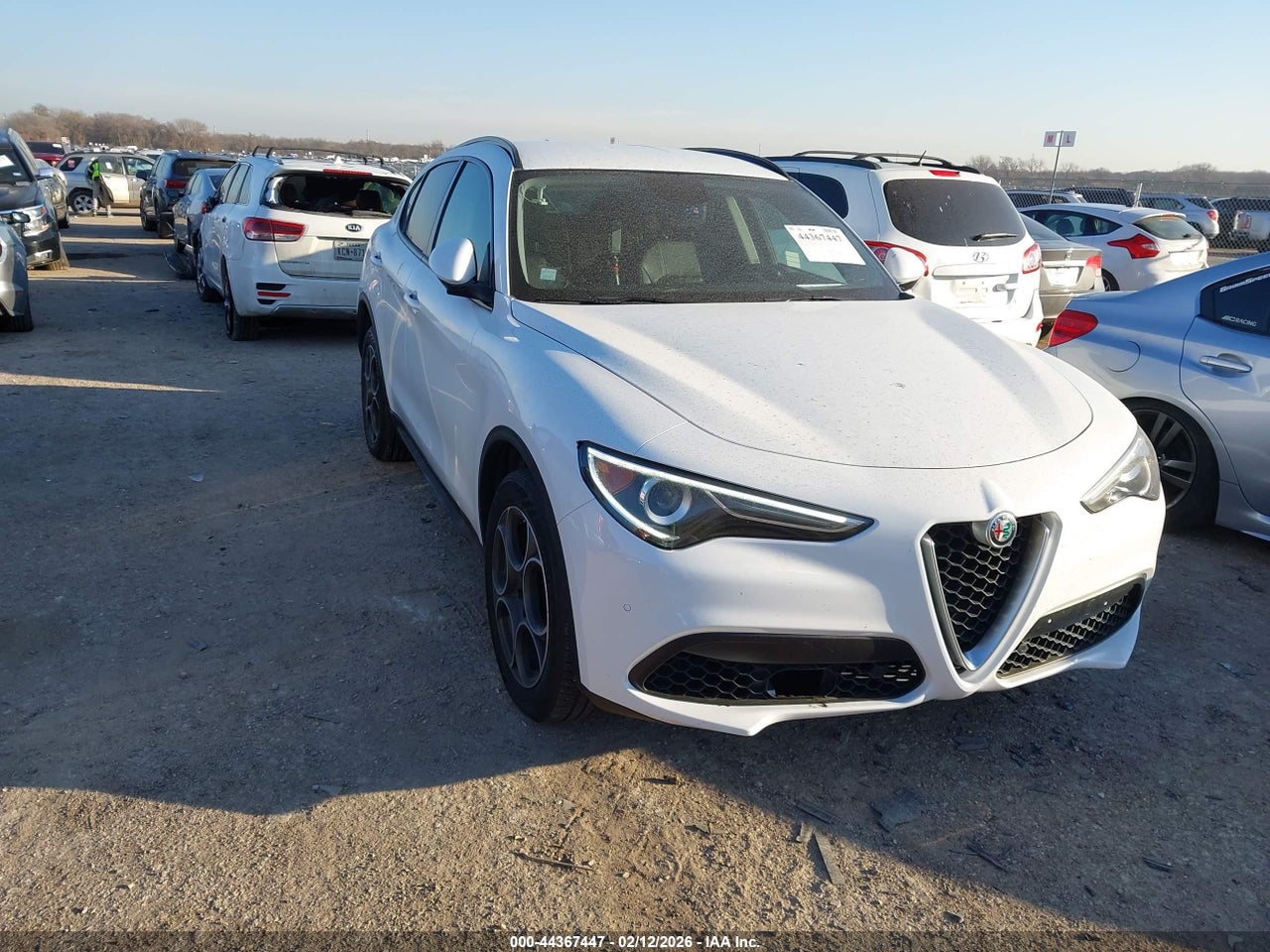 ZASFAKPN5J7****** · 2018 ALFA ROMEO STELVIO SPORT AWD