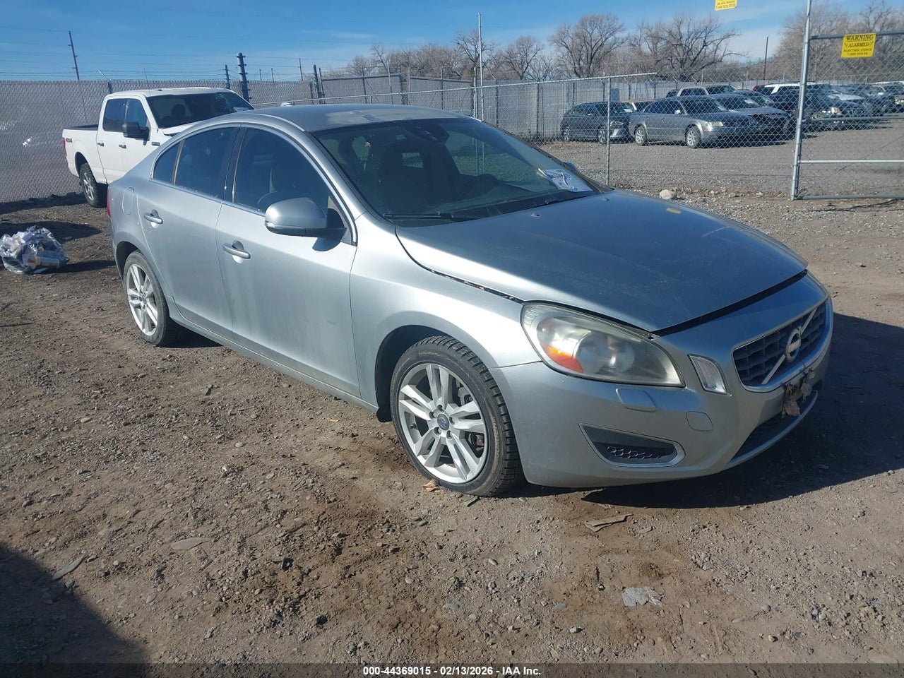2013 VOLVO S60 T5/T5 PLATINUM/T5 PREMIER/T5 PREMIER PLUS