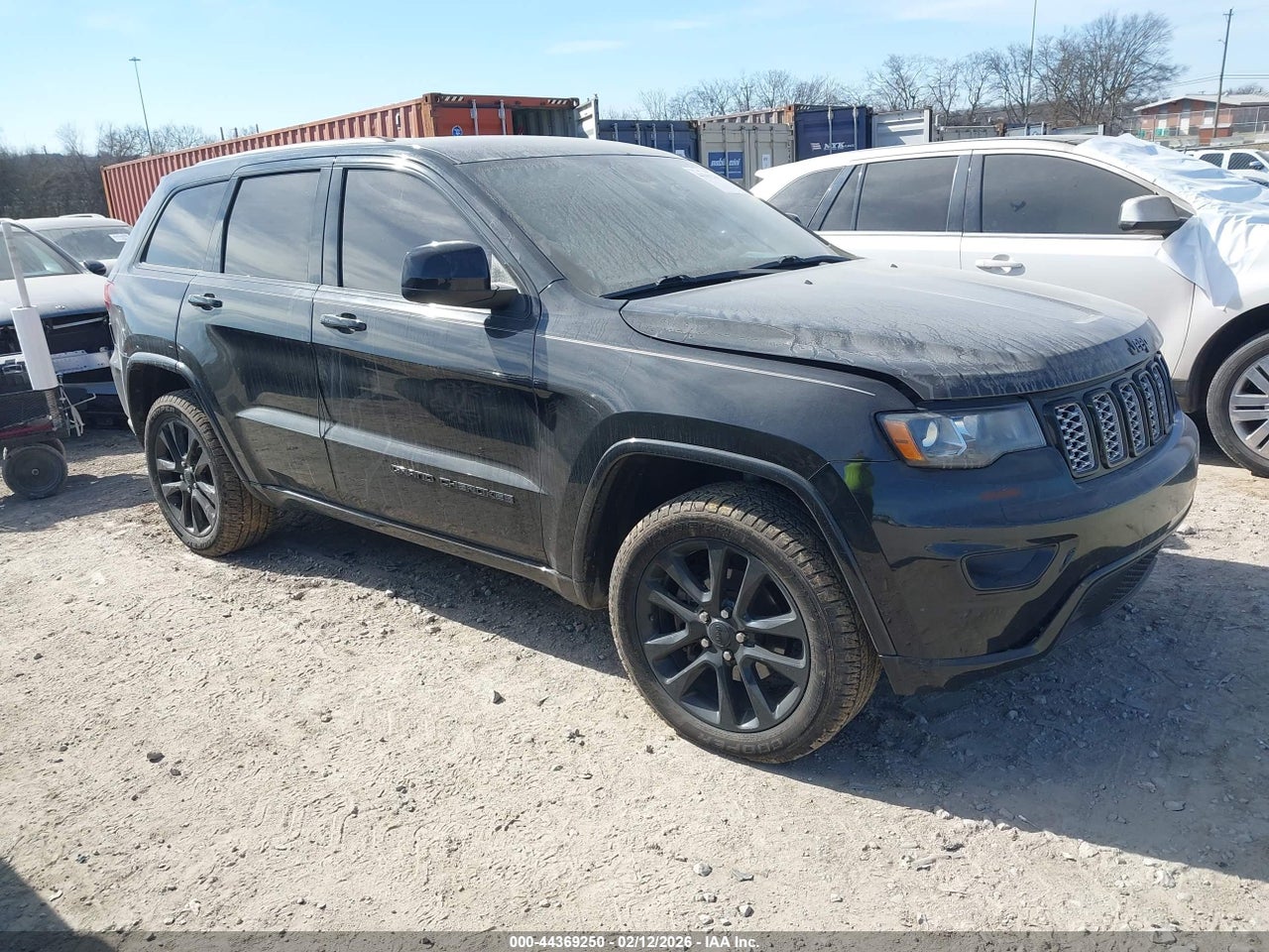 1C4RJFAG5JC****** · 2018 JEEP GRAND CHEROKEE ALTITUDE 4X4